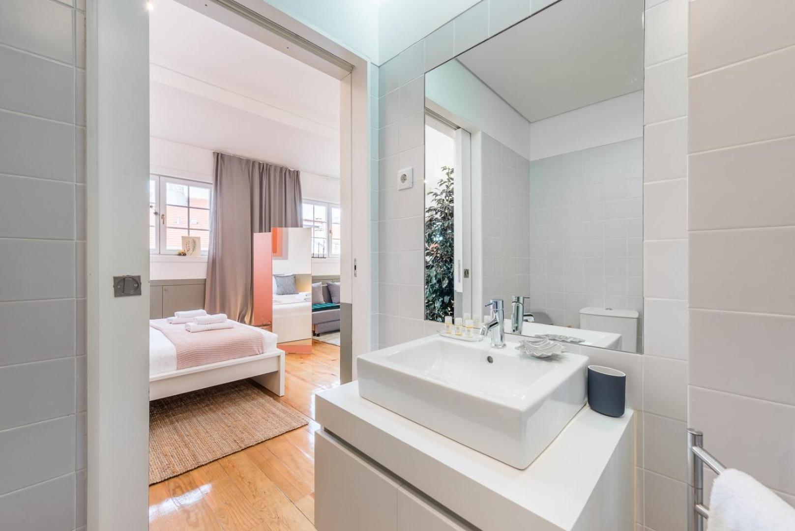 Guestready - Charming Studio In Porto! Bagian luar foto